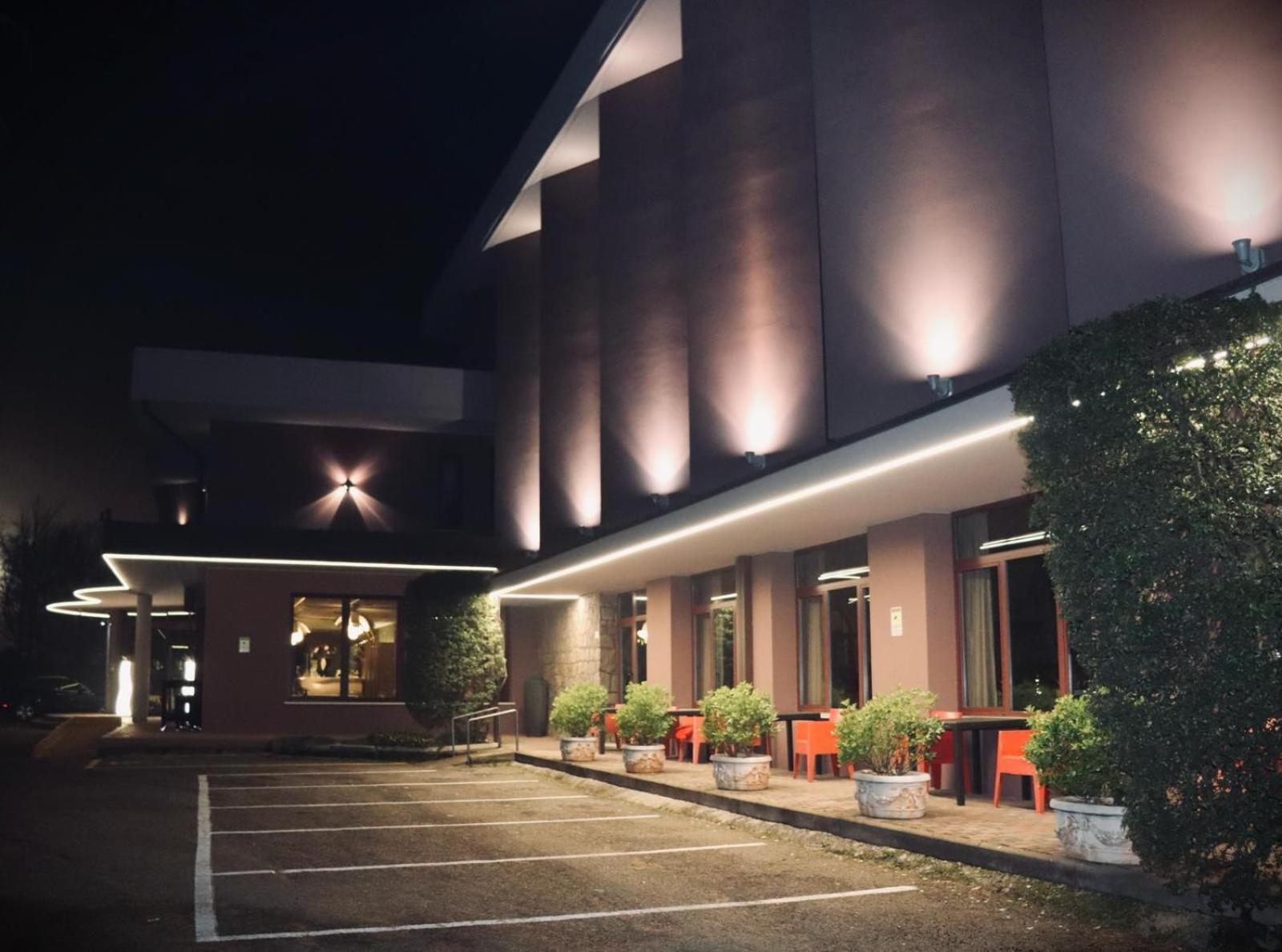 Piccolo Hotel Nogara Exterior photo